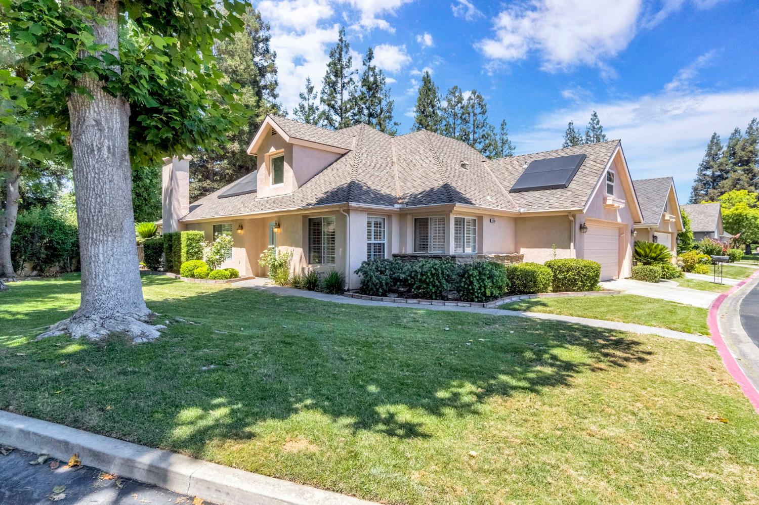 3003 W Wellington Ln, Fresno, CA 93711