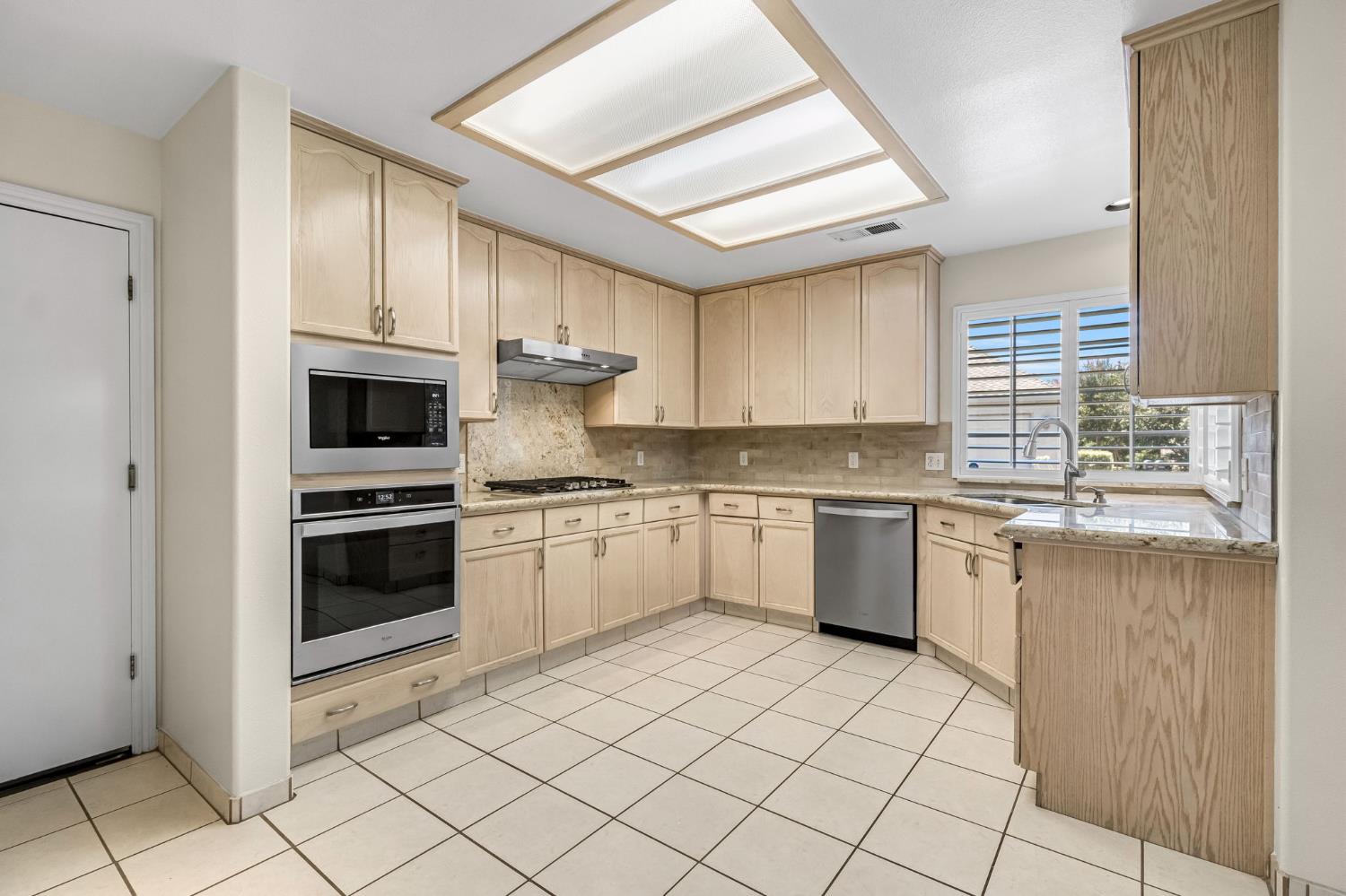 3003 W Wellington Ln, Fresno, CA 93711