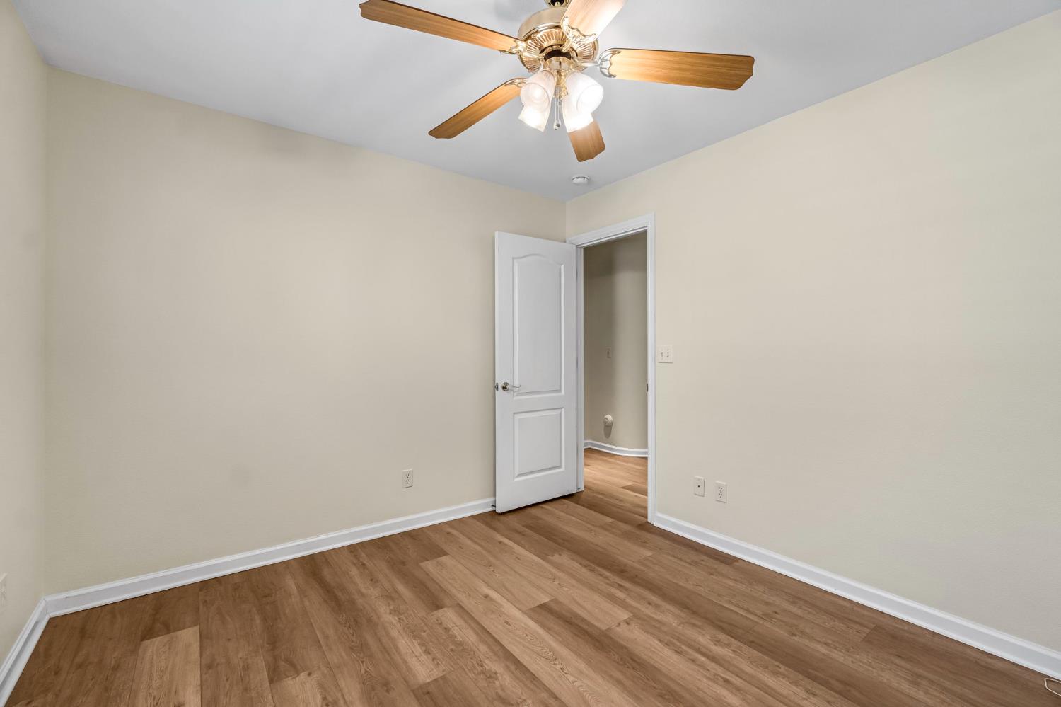 3003 W Wellington Ln, Fresno, CA 93711