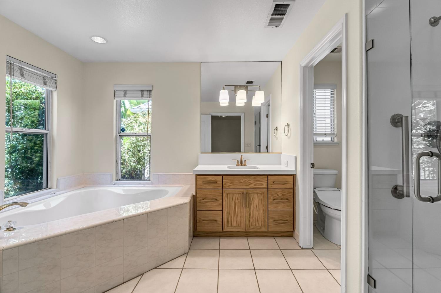 3003 W Wellington Ln, Fresno, CA 93711