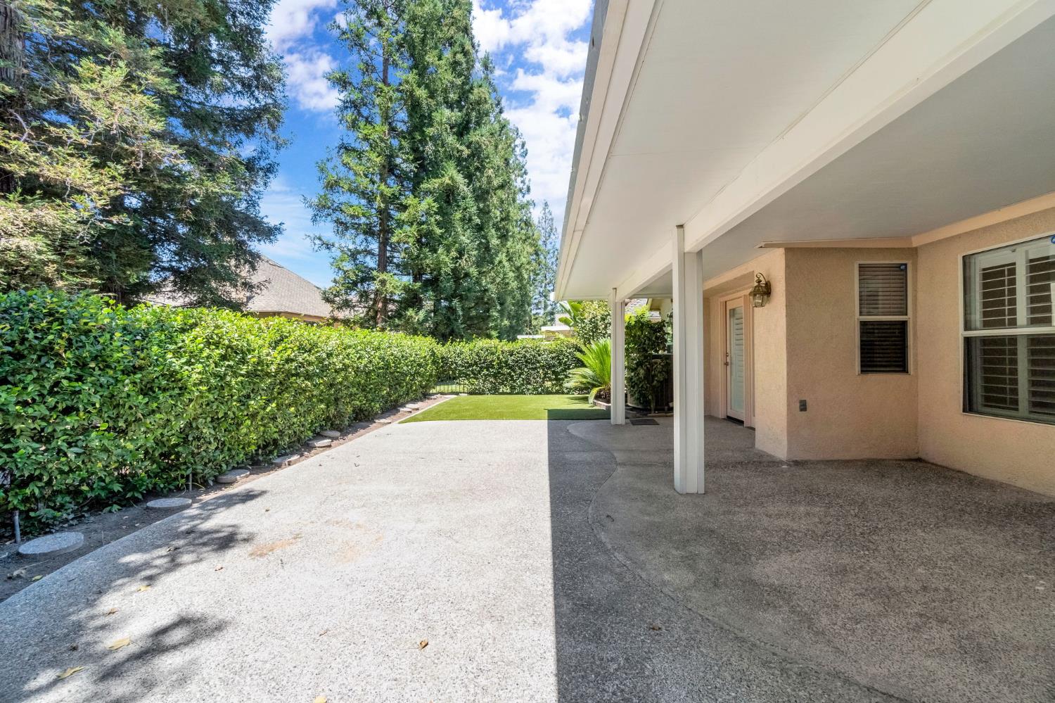 3003 W Wellington Ln, Fresno, CA 93711