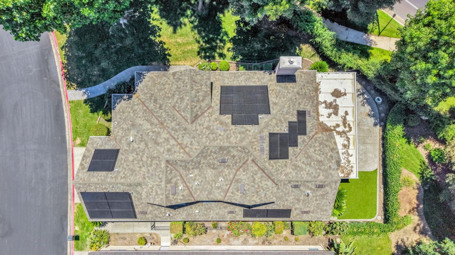 3003 W Wellington Ln, Fresno, CA 93711