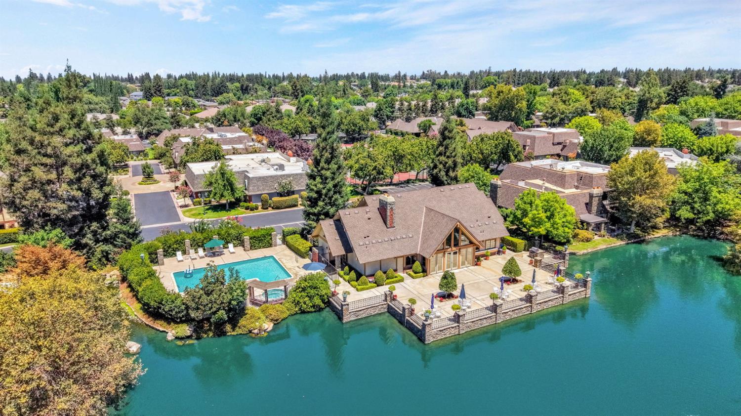 3003 W Wellington Ln, Fresno, CA 93711