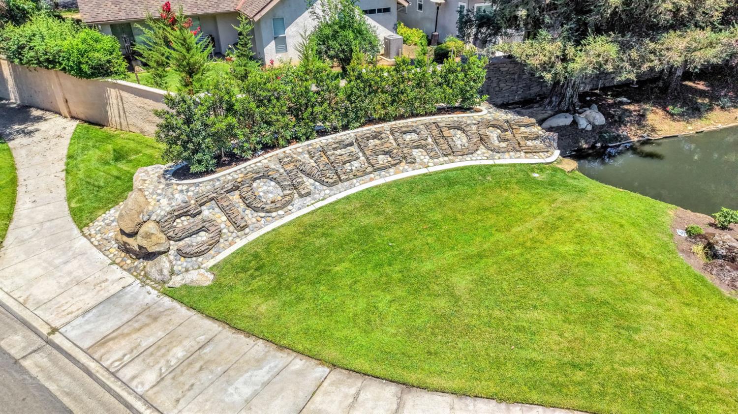 3003 W Wellington Ln, Fresno, CA 93711