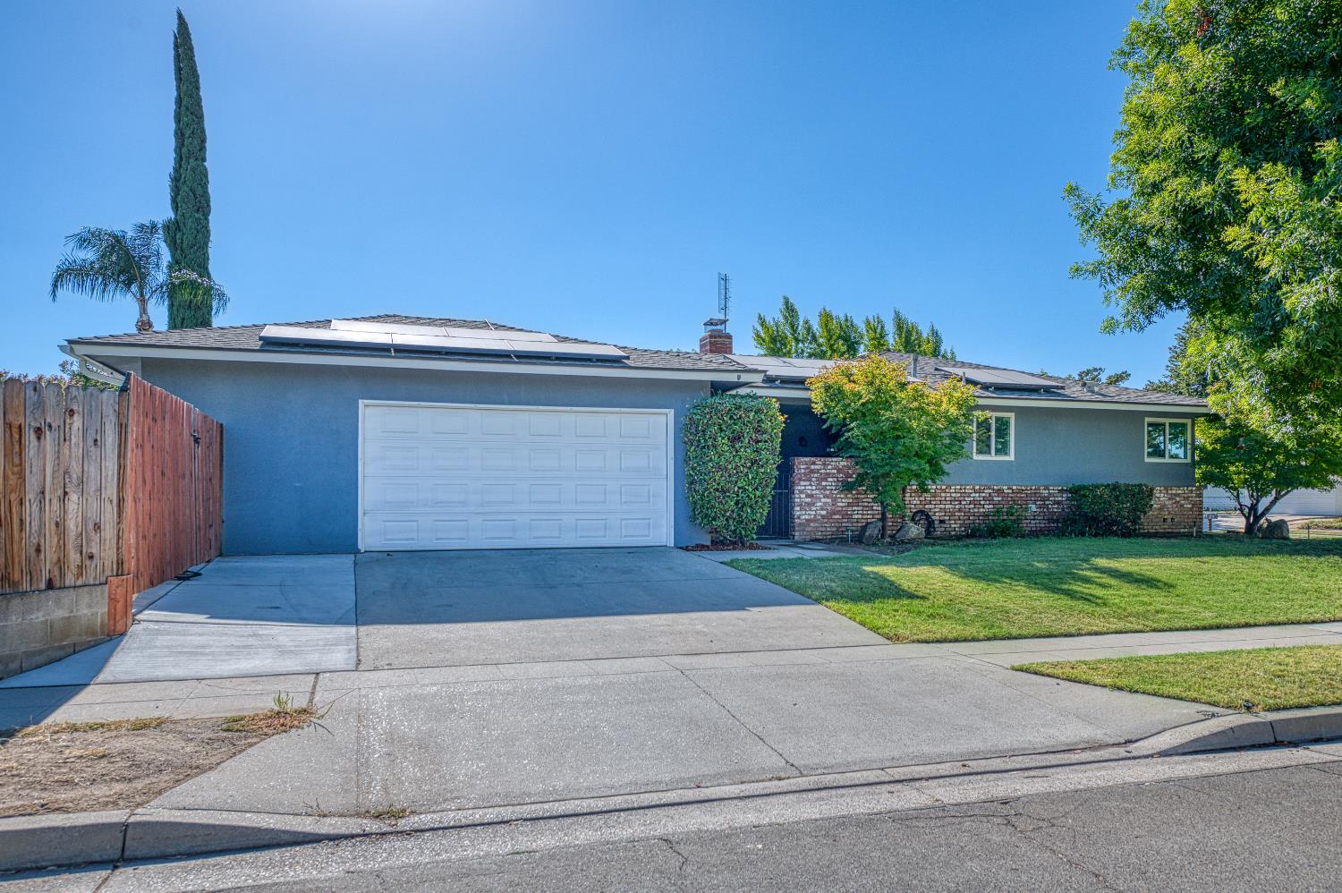 3333 E Ellery Ave, Fresno, CA 93710
