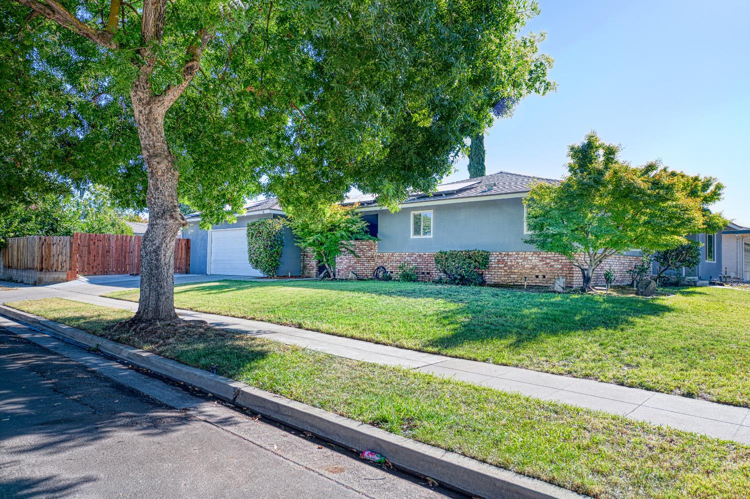 3333 E Ellery Ave, Fresno, CA 93710