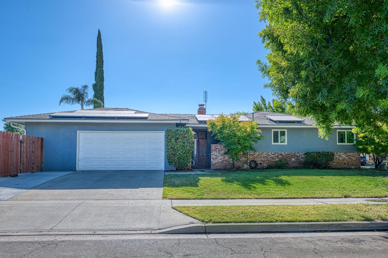 3333 E Ellery Ave, Fresno, CA 93710