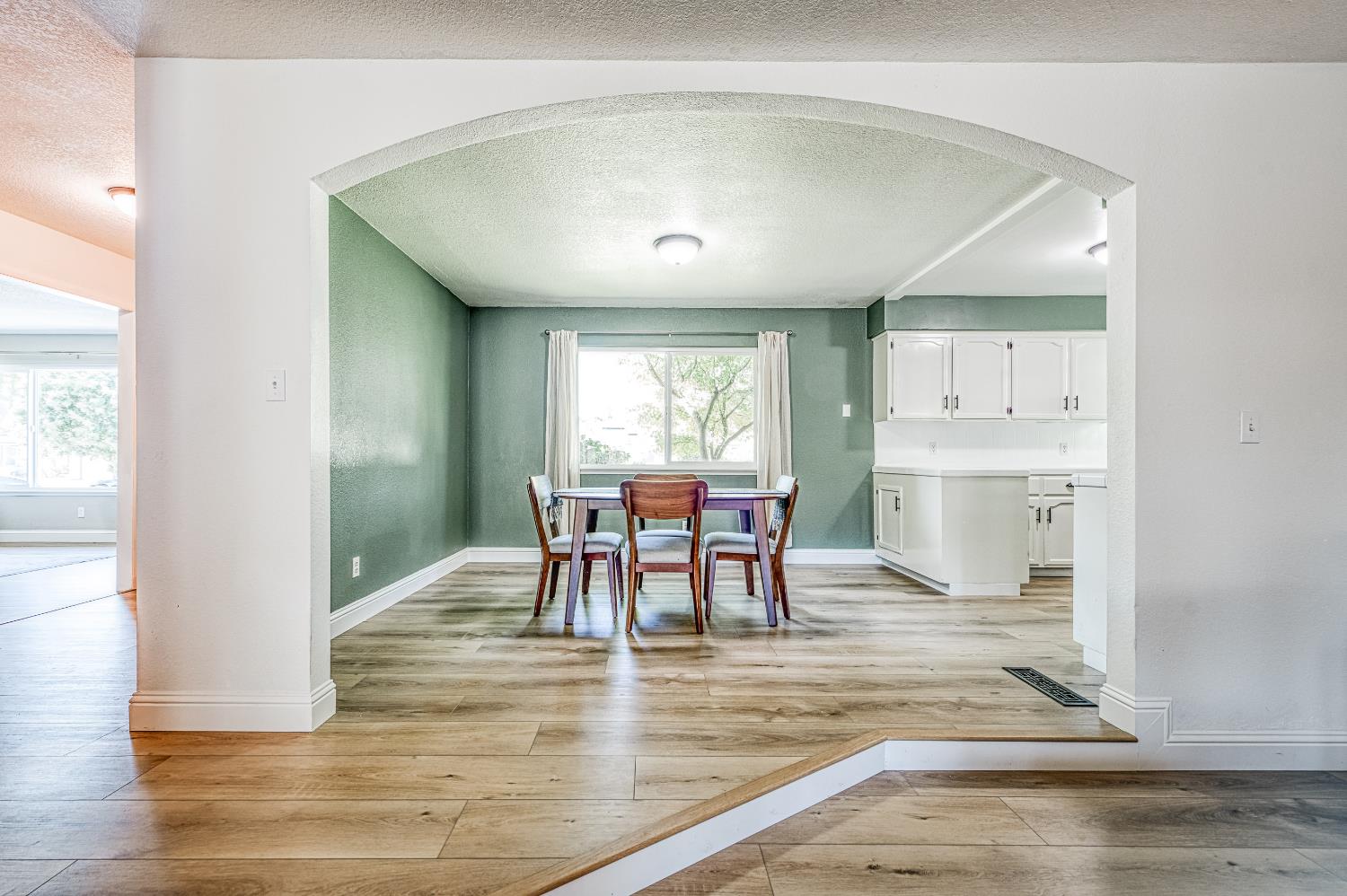 3333 E Ellery Ave, Fresno, CA 93710