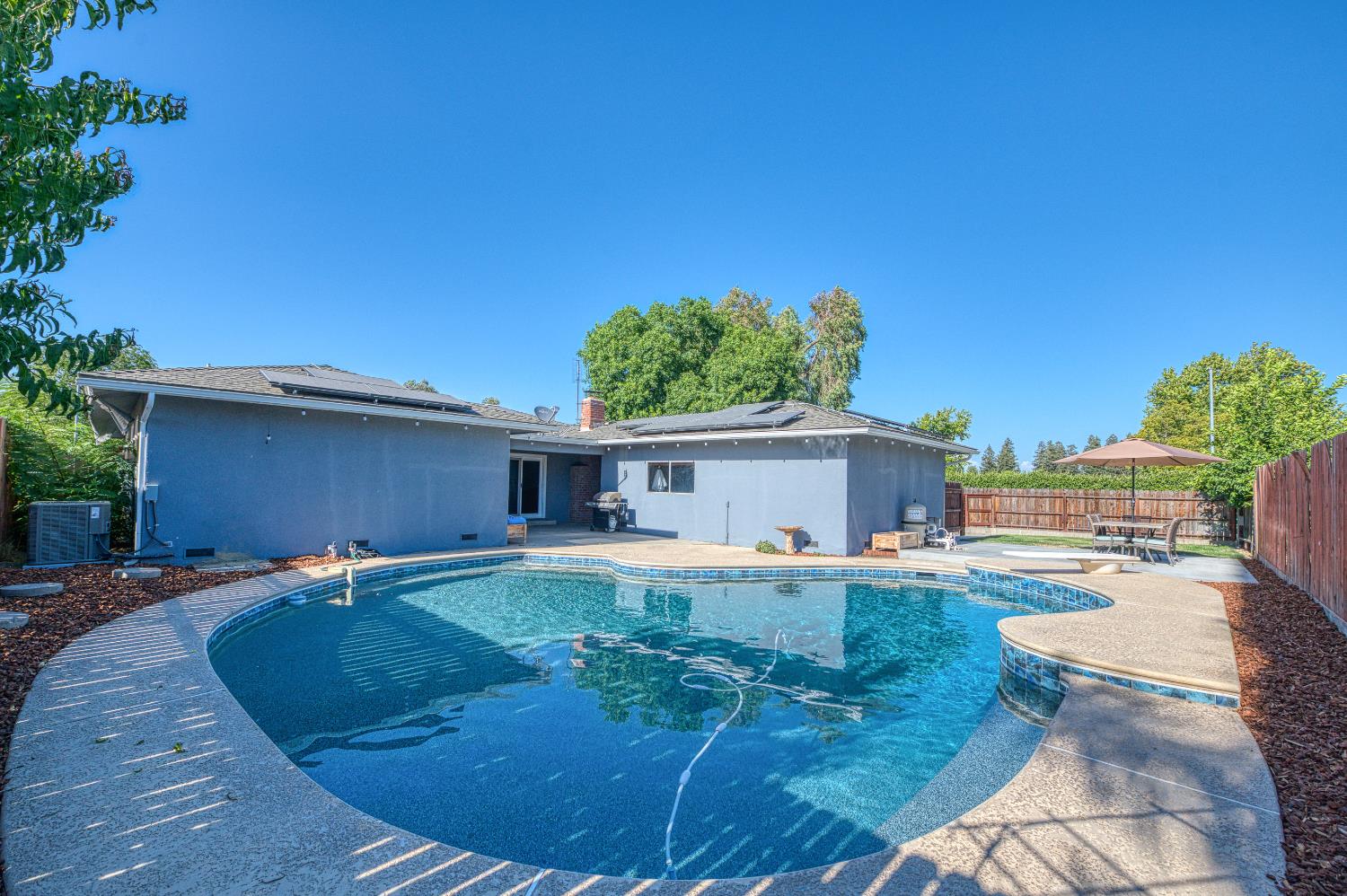 3333 E Ellery Ave, Fresno, CA 93710