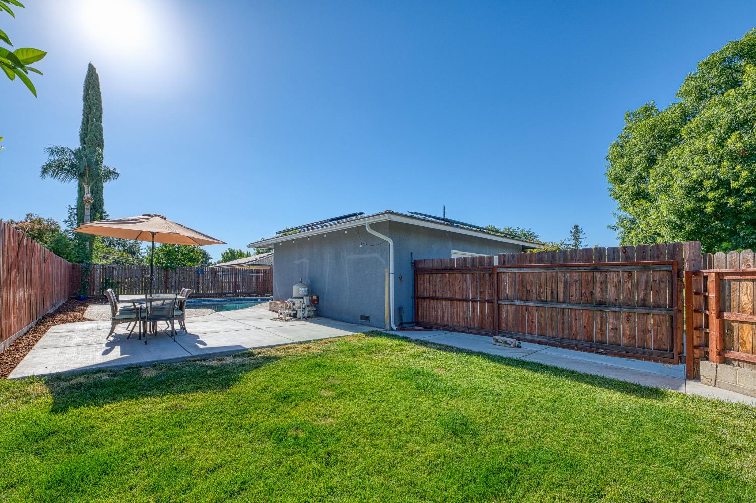 3333 E Ellery Ave, Fresno, CA 93710