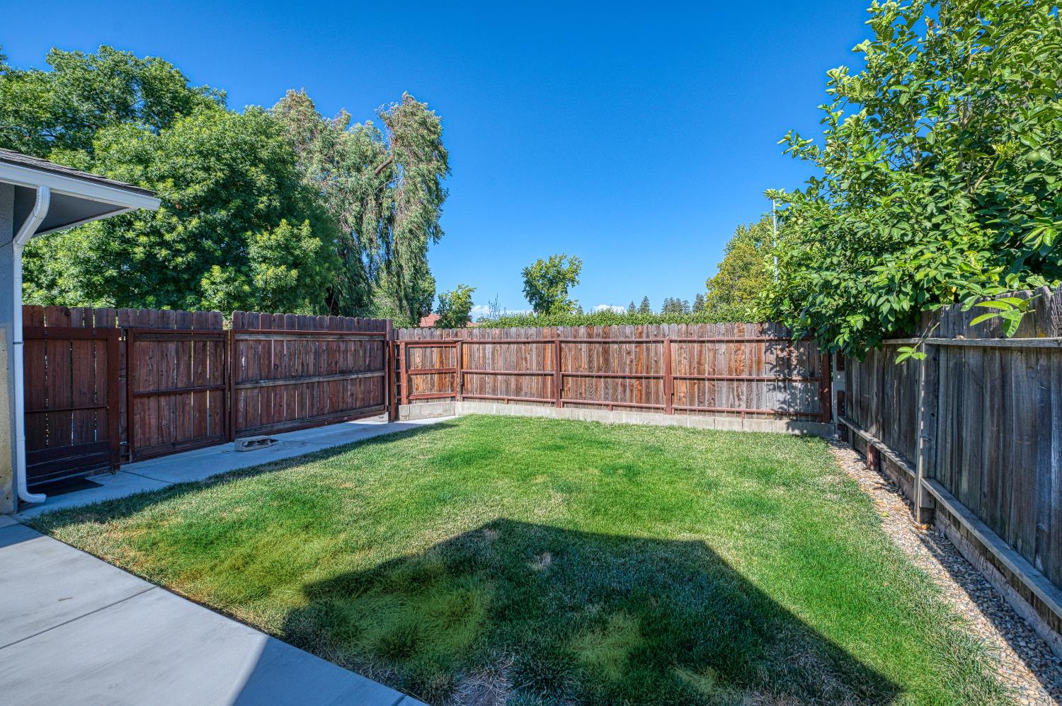 3333 E Ellery Ave, Fresno, CA 93710