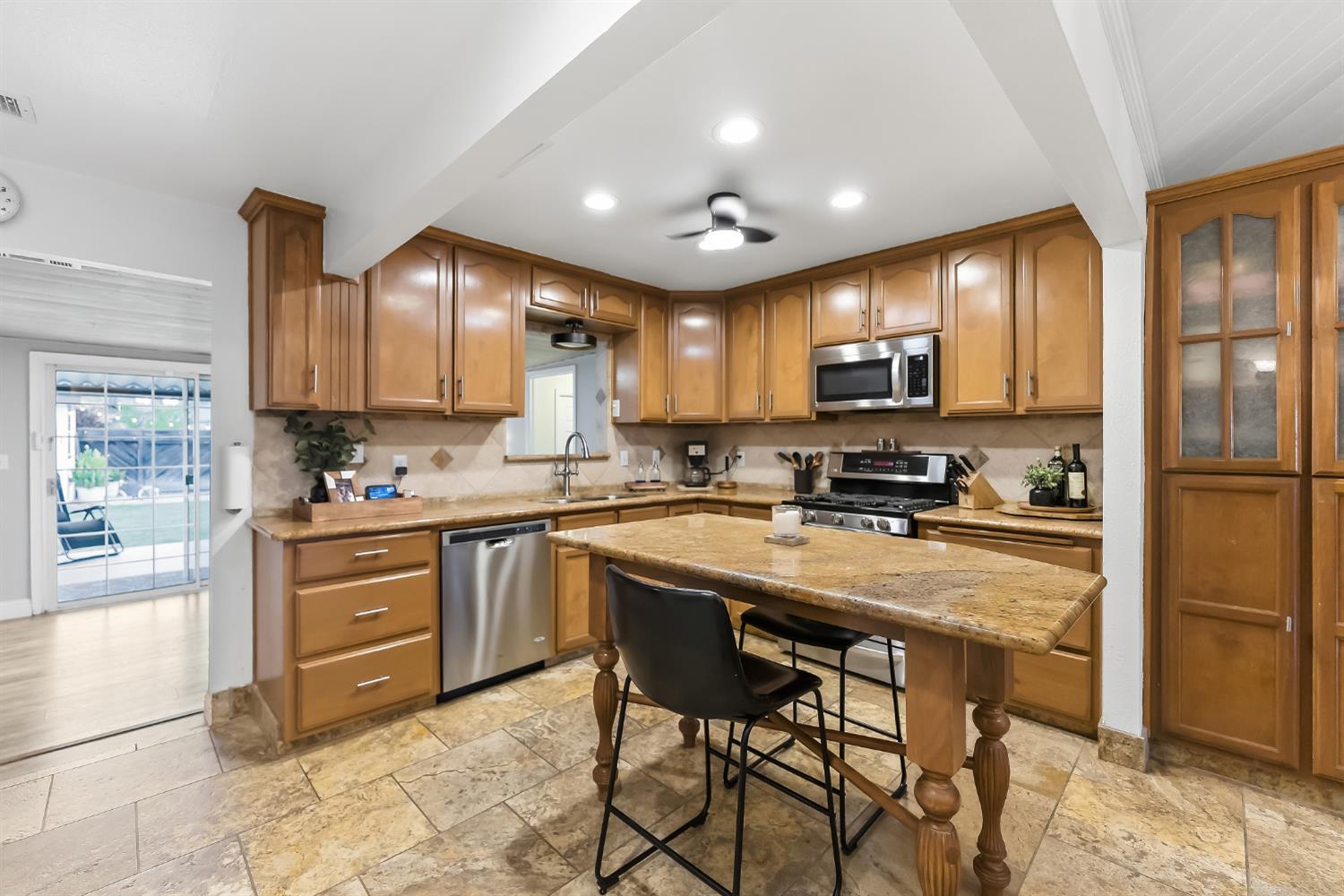 4733 E Richert Ave, Fresno, CA 93726
