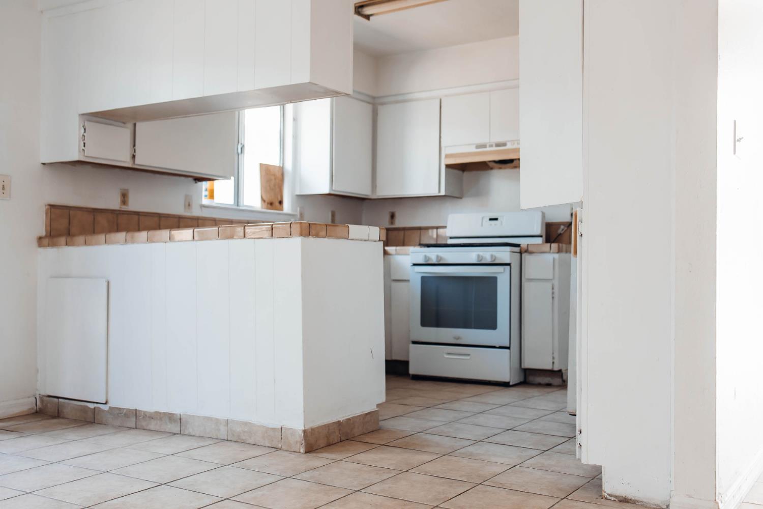 831 Forrester Ct, Porterville, CA 93257