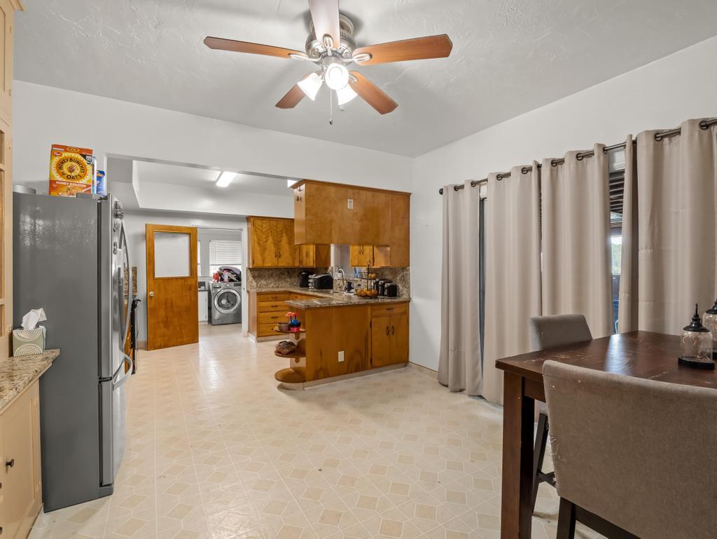 16150 E Mckinley Ave, Sanger, CA 93657