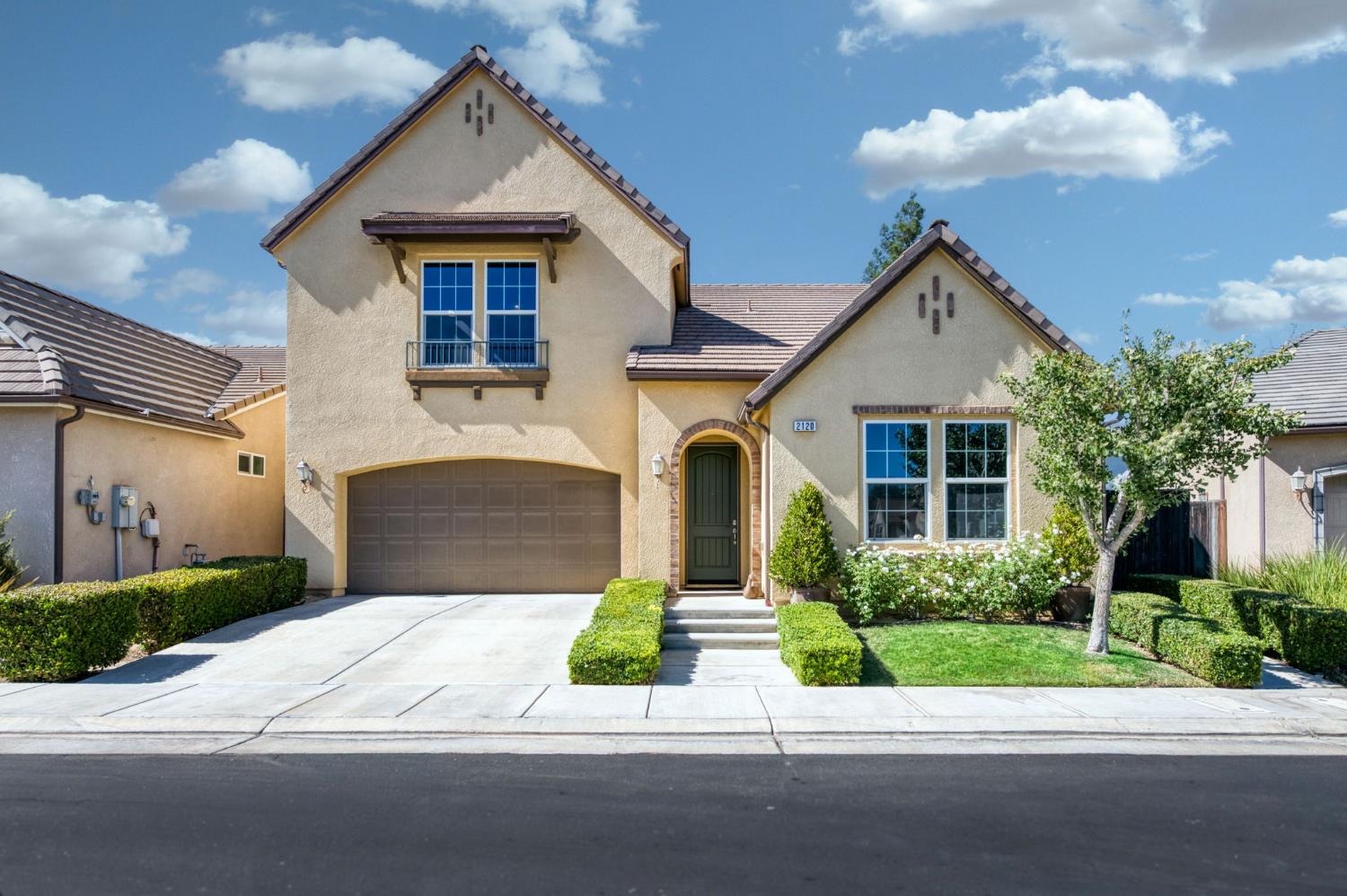 2120 W Juliet Way, Fresno, CA 93711