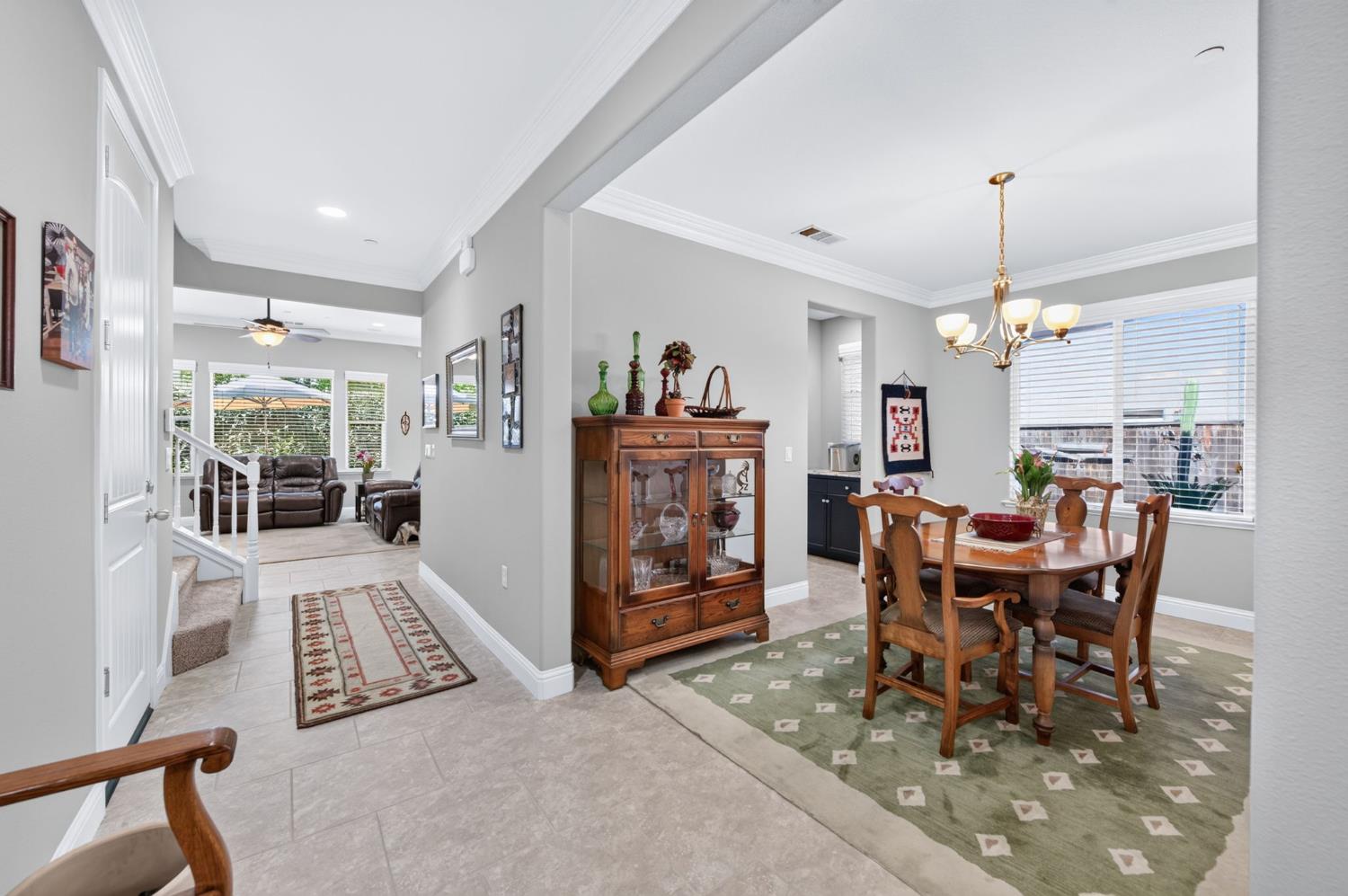 2120 W Juliet Way, Fresno, CA 93711