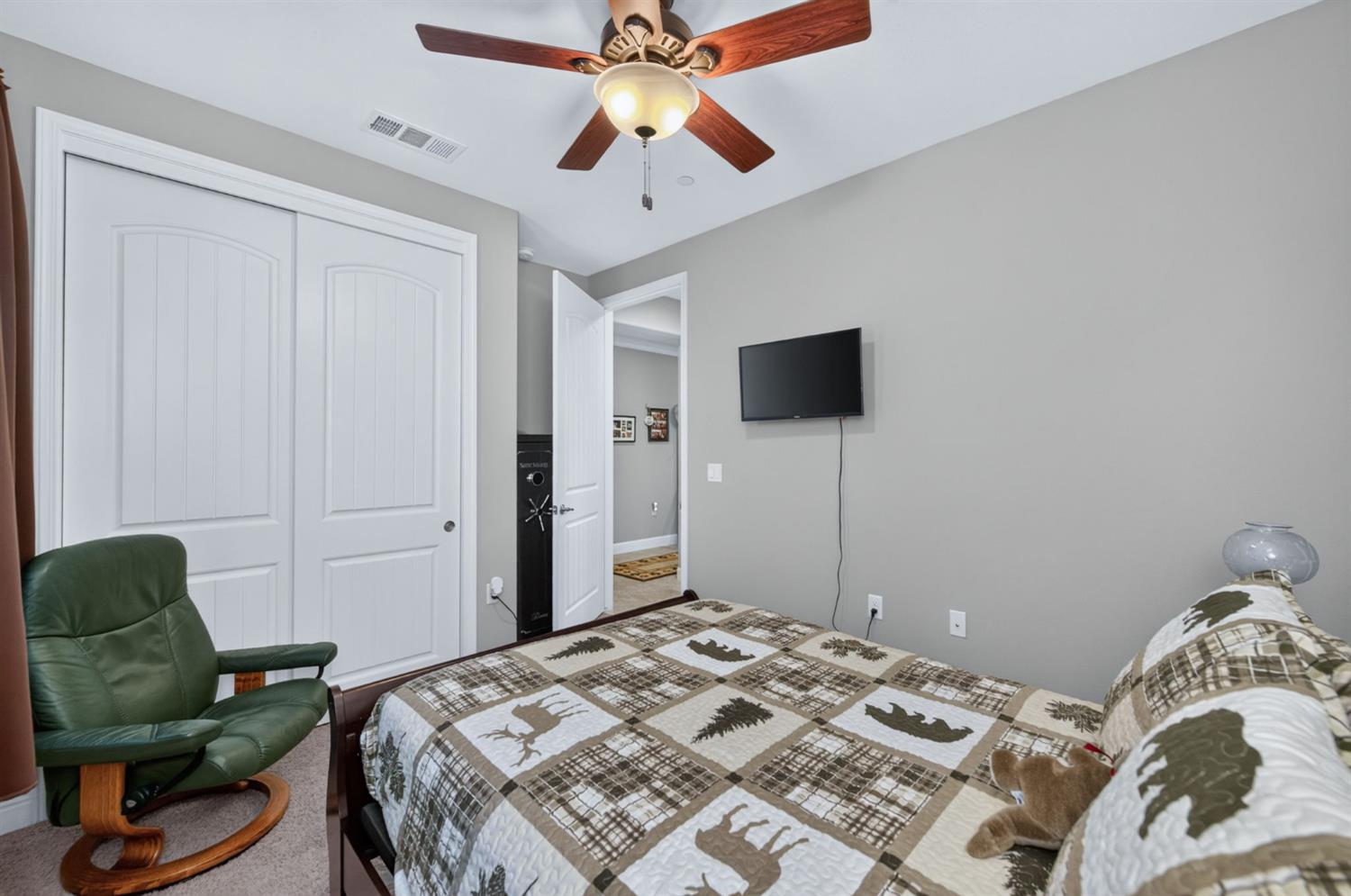 2120 W Juliet Way, Fresno, CA 93711
