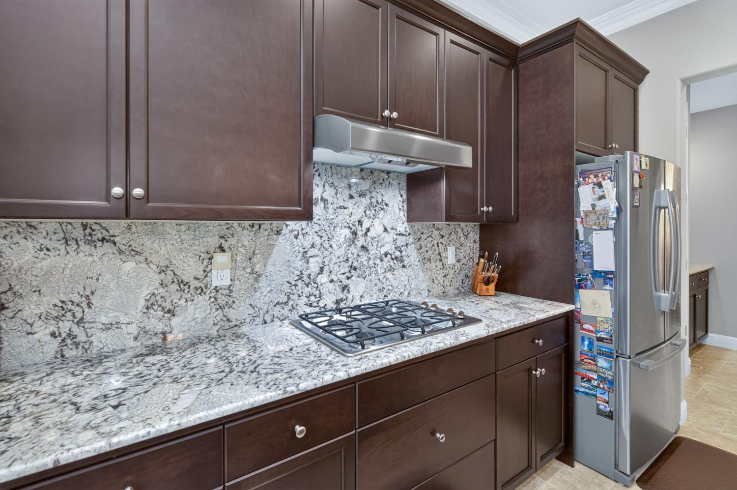 2120 W Juliet Way, Fresno, CA 93711