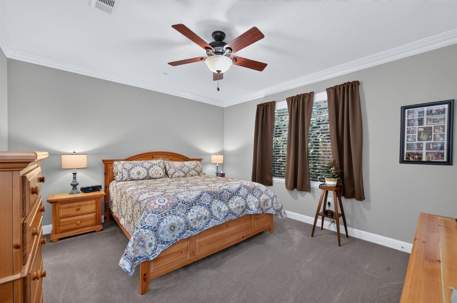 2120 W Juliet Way, Fresno, CA 93711