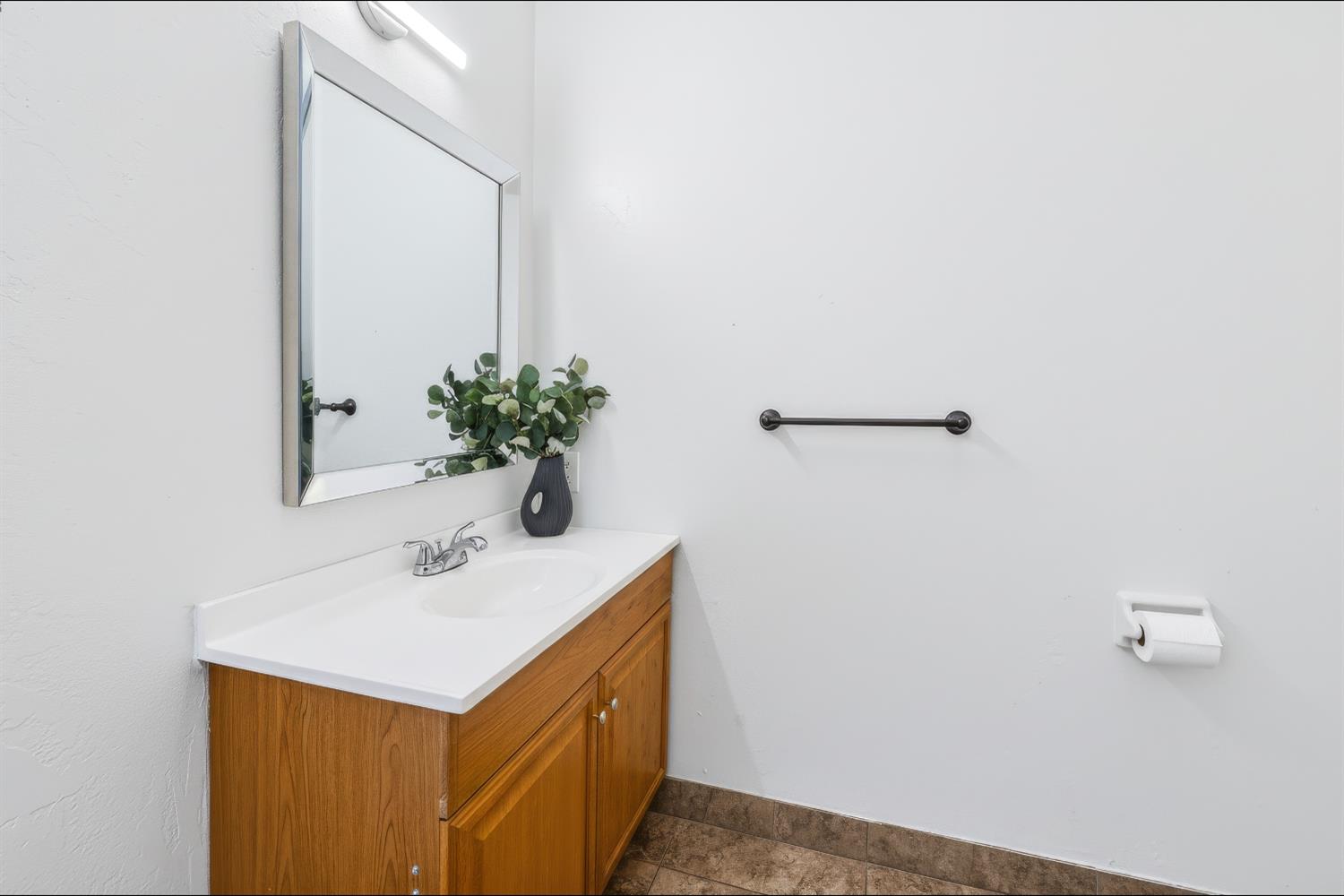 1767 Gettysburg Ave, Clovis, CA 93611
