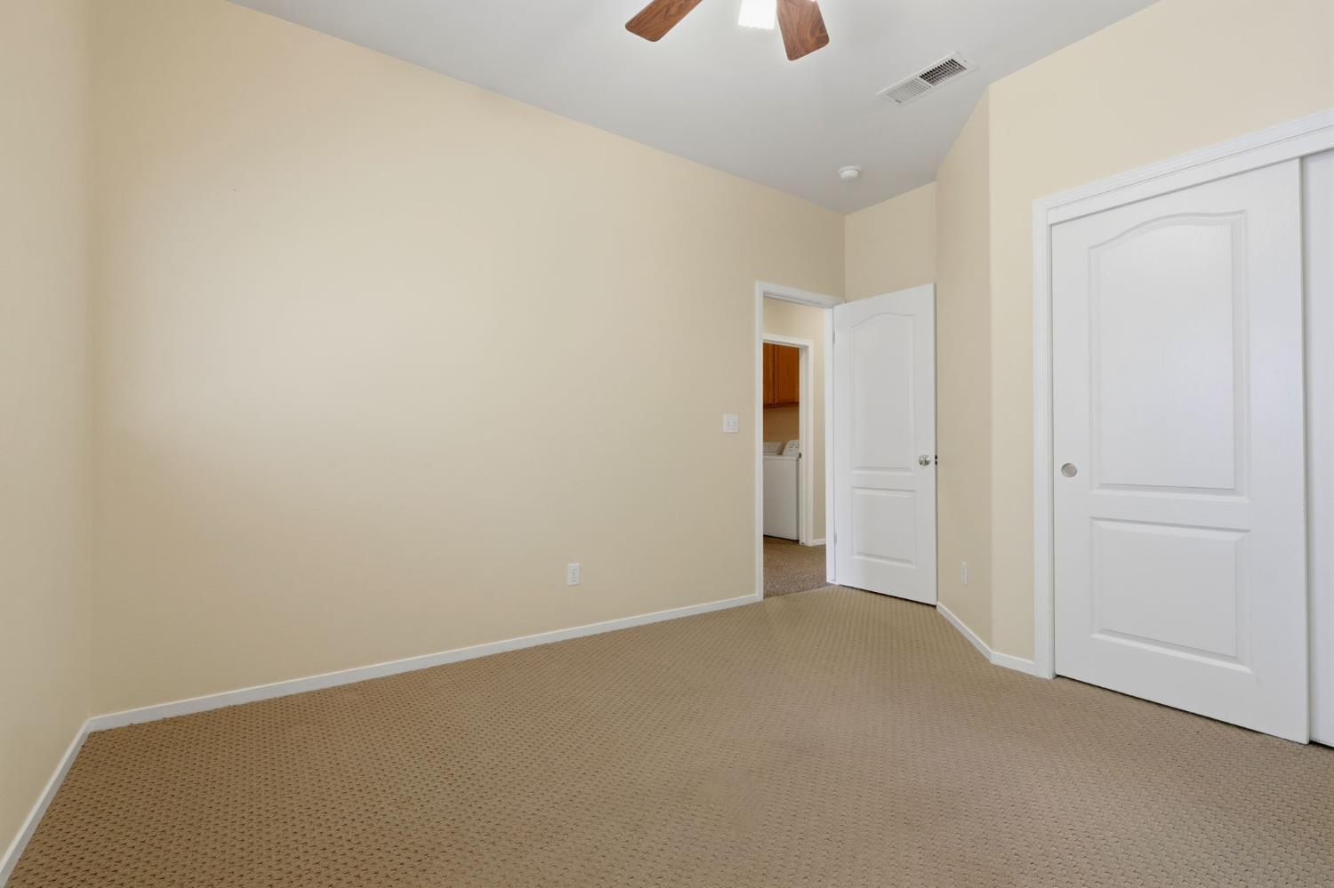 2571 Wrenwood Ave, Clovis, CA 93611