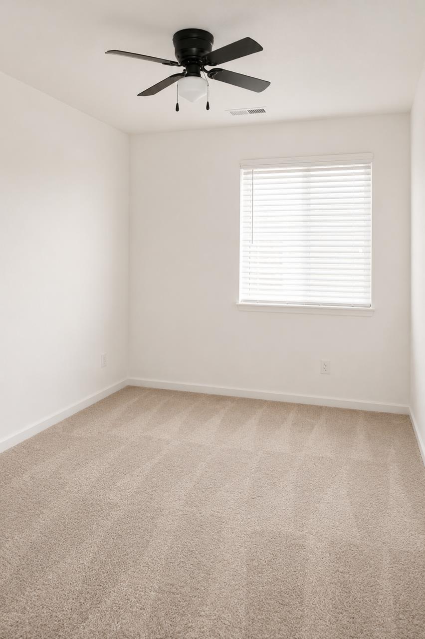 2292 N Columbus Dr, Fresno, CA 93727