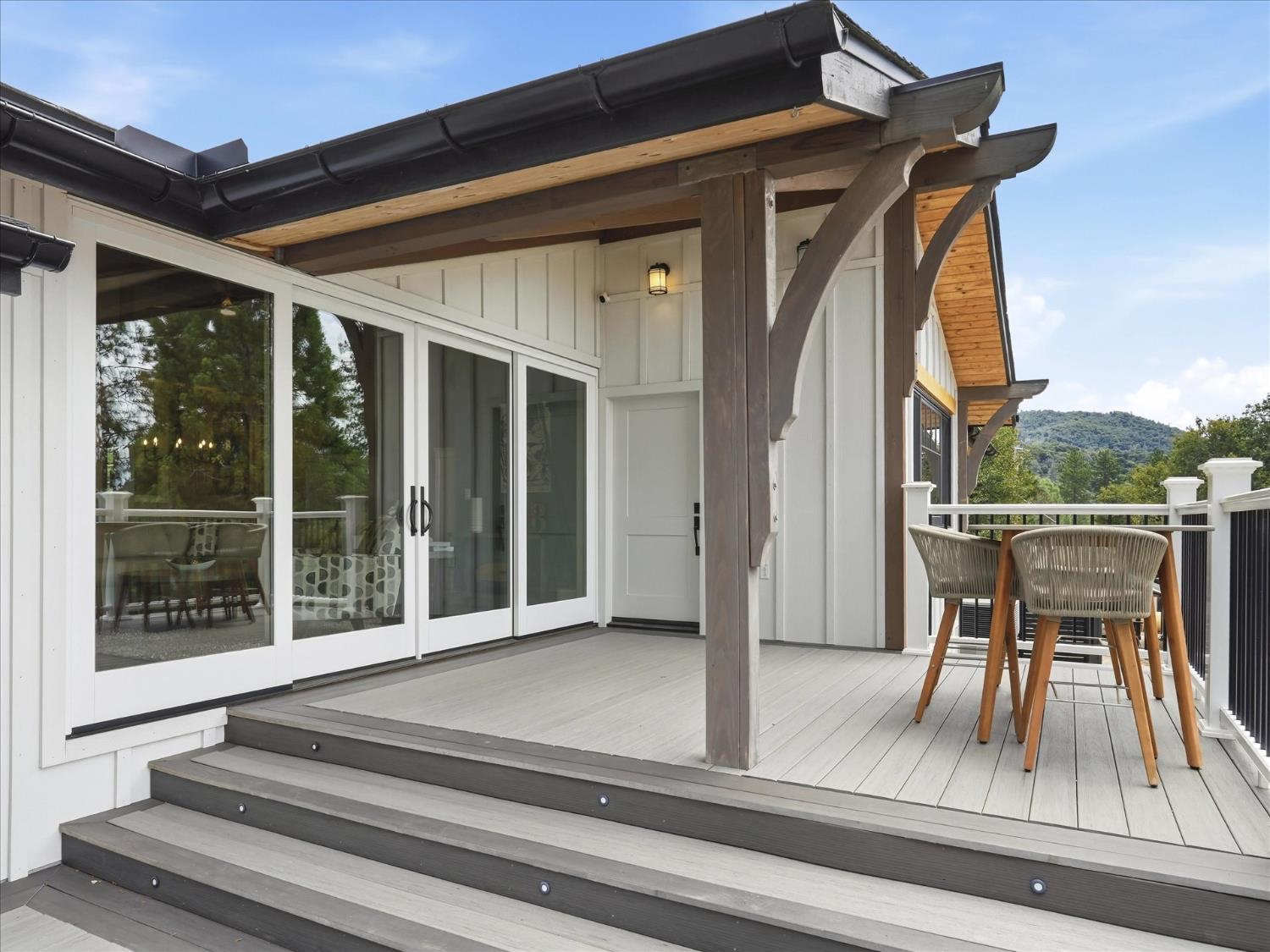 51291 Buckskin Ln, Oakhurst, CA 93644
