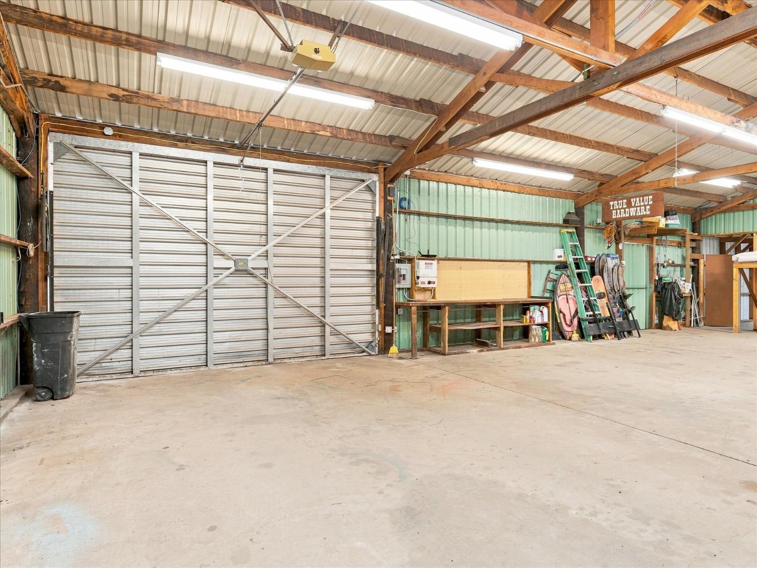 51291 Buckskin Ln, Oakhurst, CA 93644