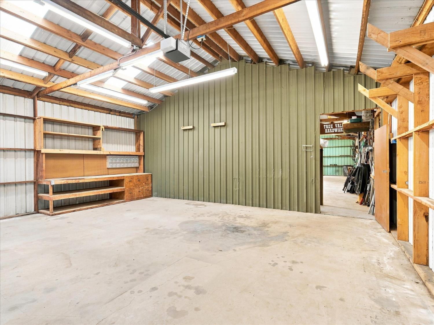51291 Buckskin Ln, Oakhurst, CA 93644