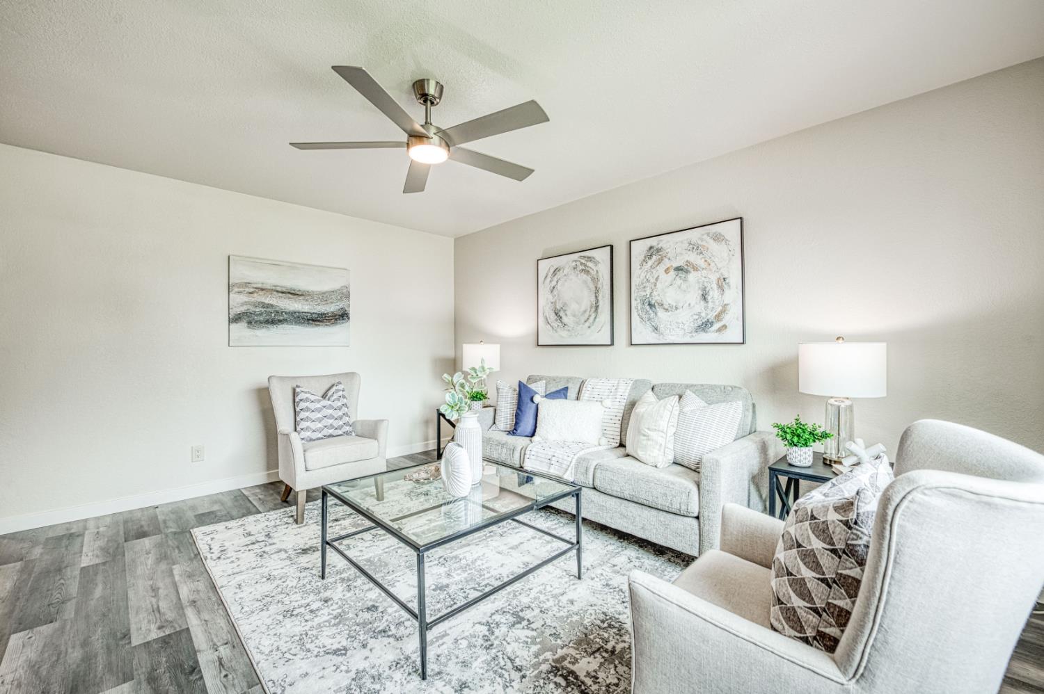 2612 Purdue Ave, Clovis, CA 93611