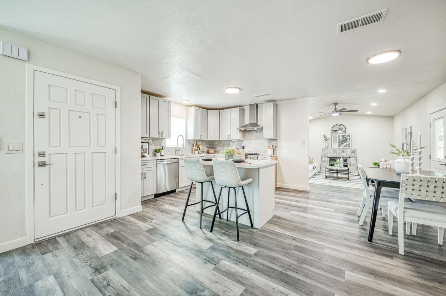 2612 Purdue Ave, Clovis, CA 93611