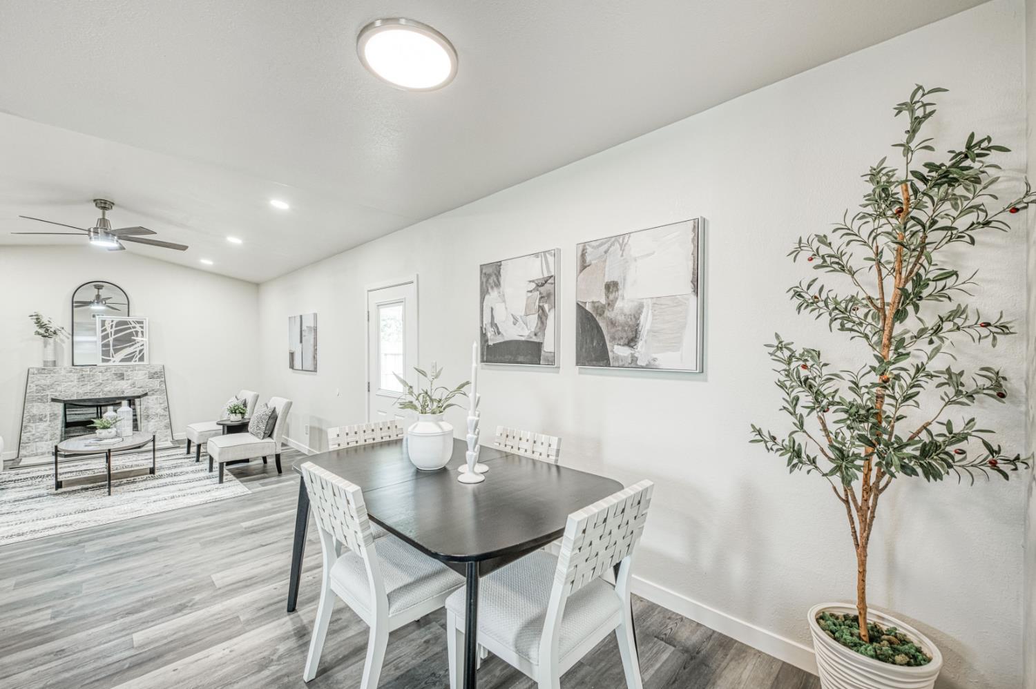 2612 Purdue Ave, Clovis, CA 93611