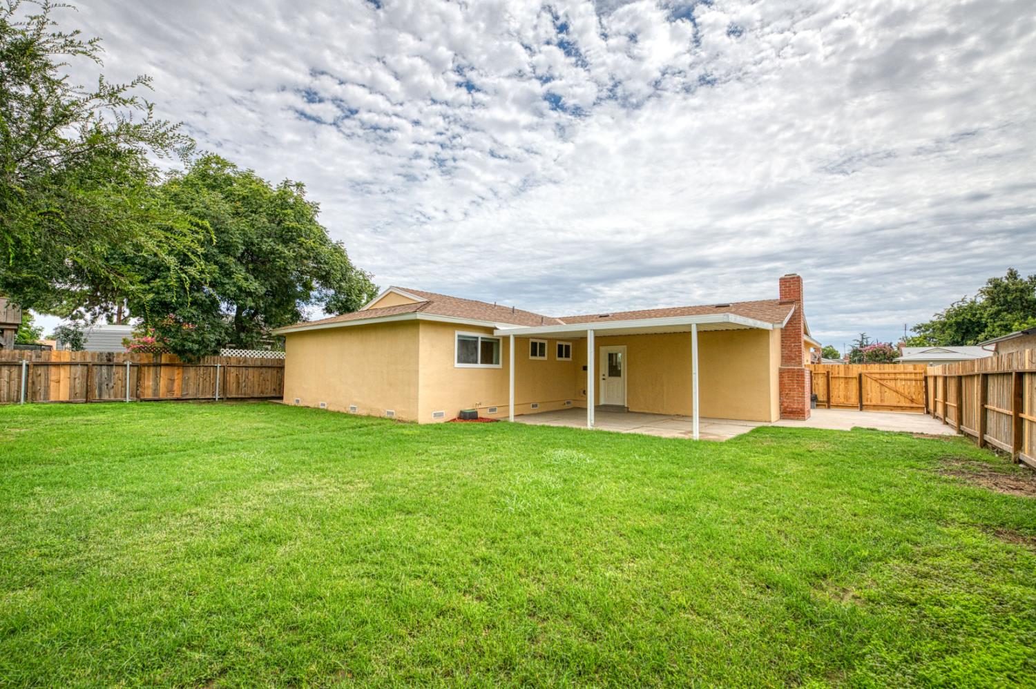 2612 Purdue Ave, Clovis, CA 93611