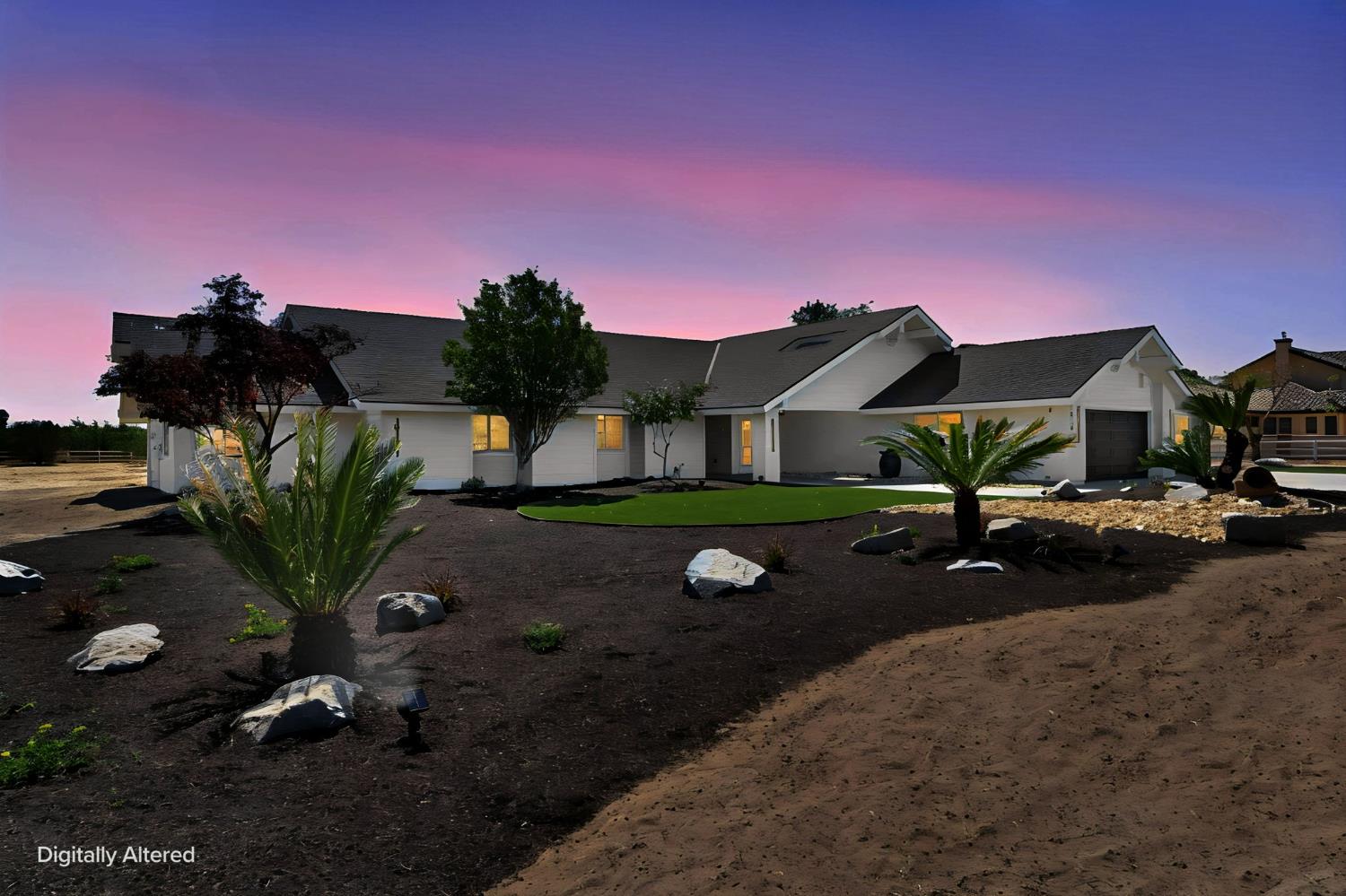 1470 N Locan Ave, Fresno, CA 93737