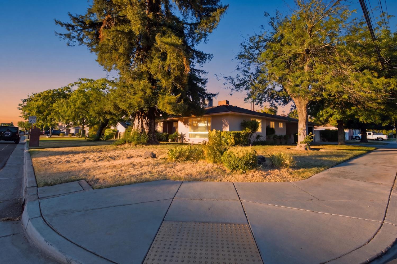 601 Williams Ave, Madera, CA 93637