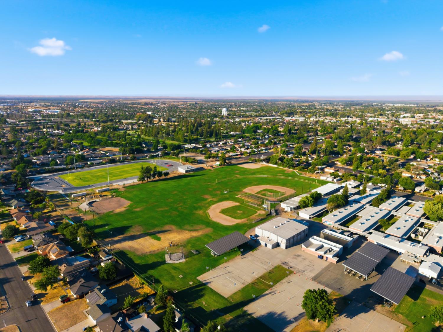 601 Williams Ave, Madera, CA 93637
