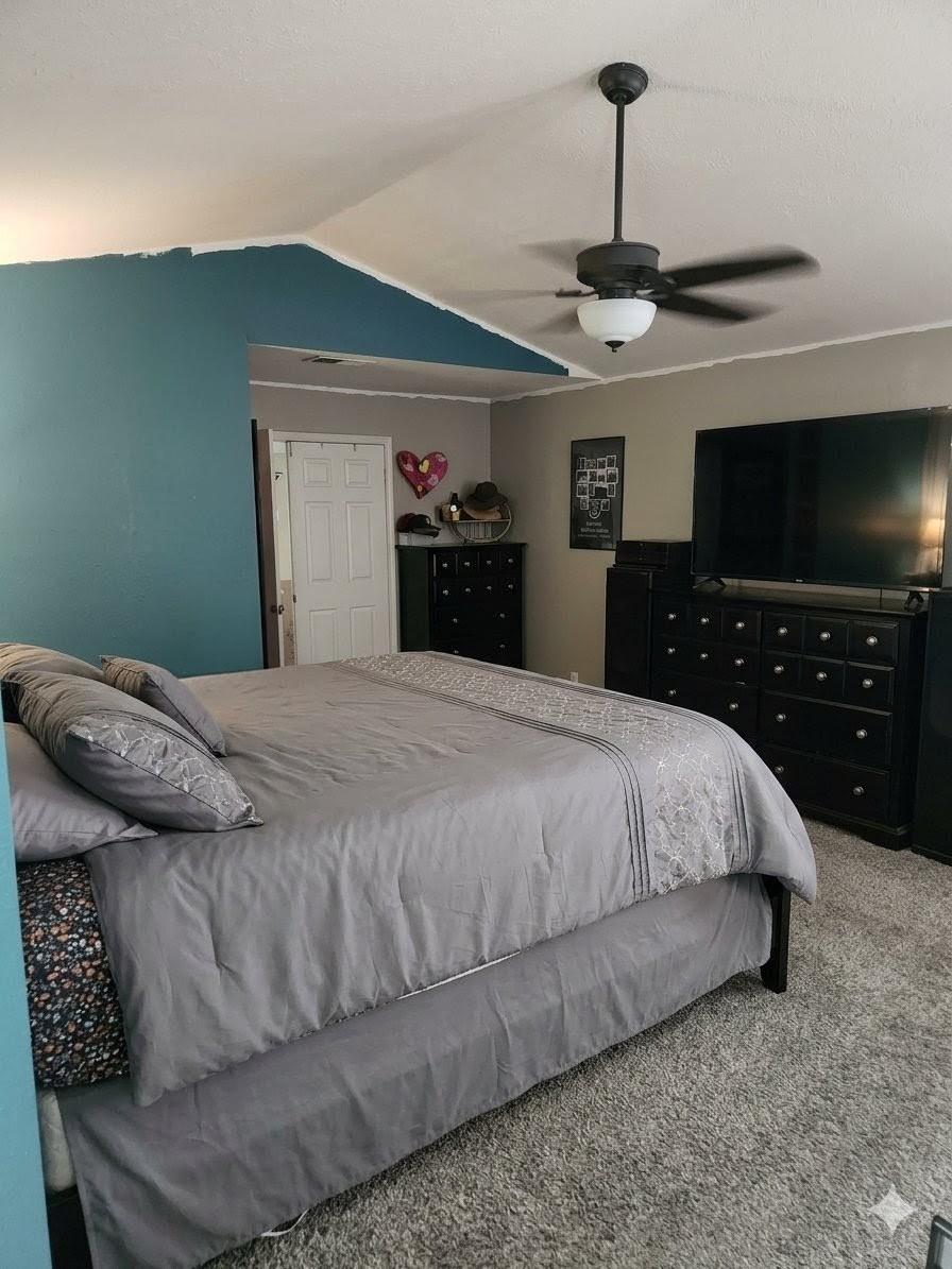 6415 N Adoline Ave, Fresno, CA 93711