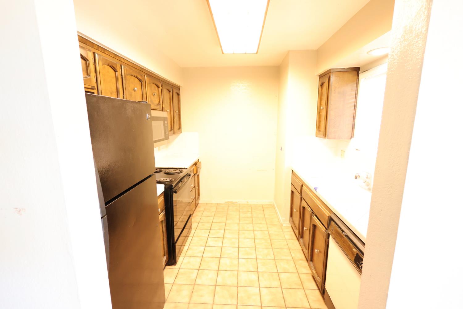 1058 Pierce Dr, Clovis, CA 93612