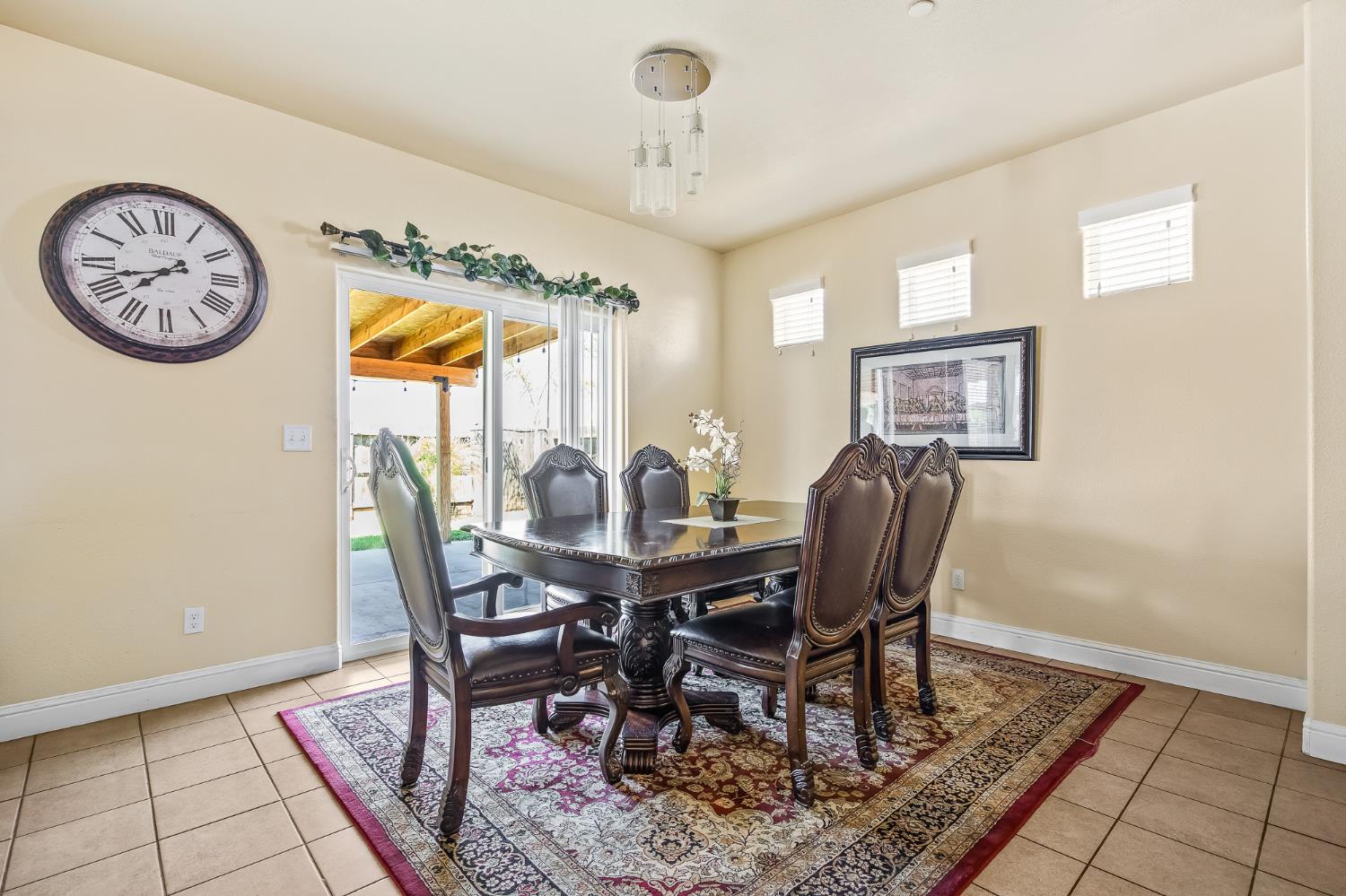 1751 Mitchell St, Selma, CA 93662