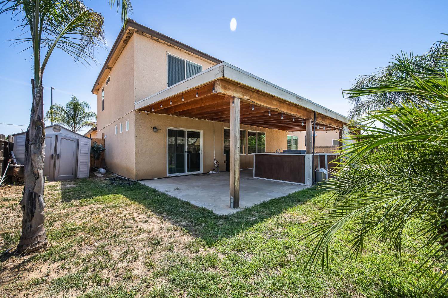 1751 Mitchell St, Selma, CA 93662
