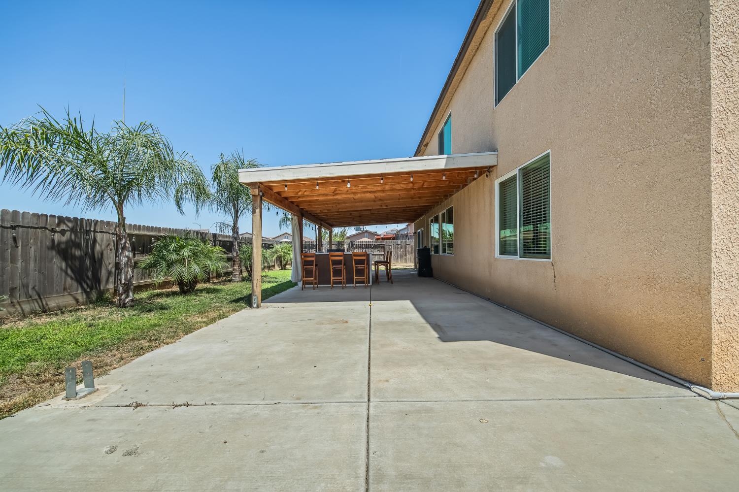 1751 Mitchell St, Selma, CA 93662