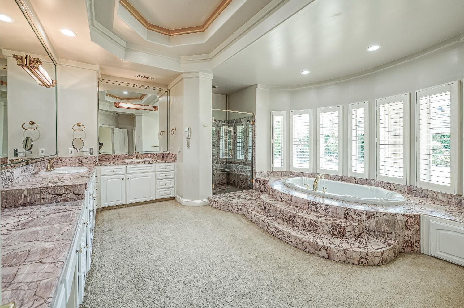 333 W River Ct, Fresno, CA 93711