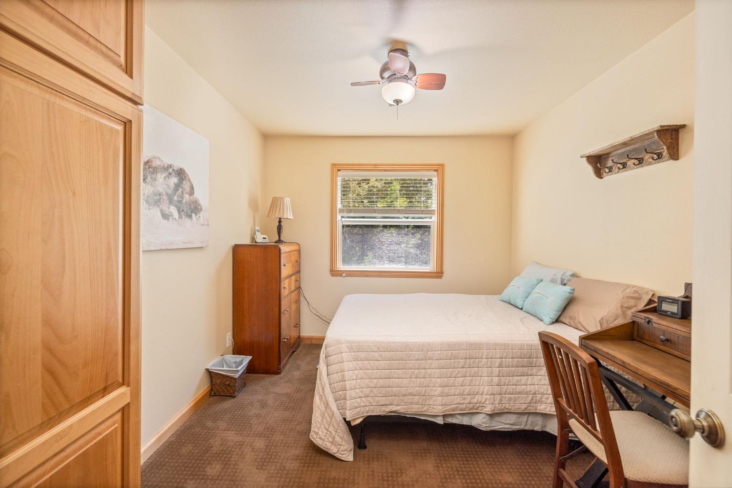 39964 N Cedar Vista Circle, Bass Lake, CA 93604