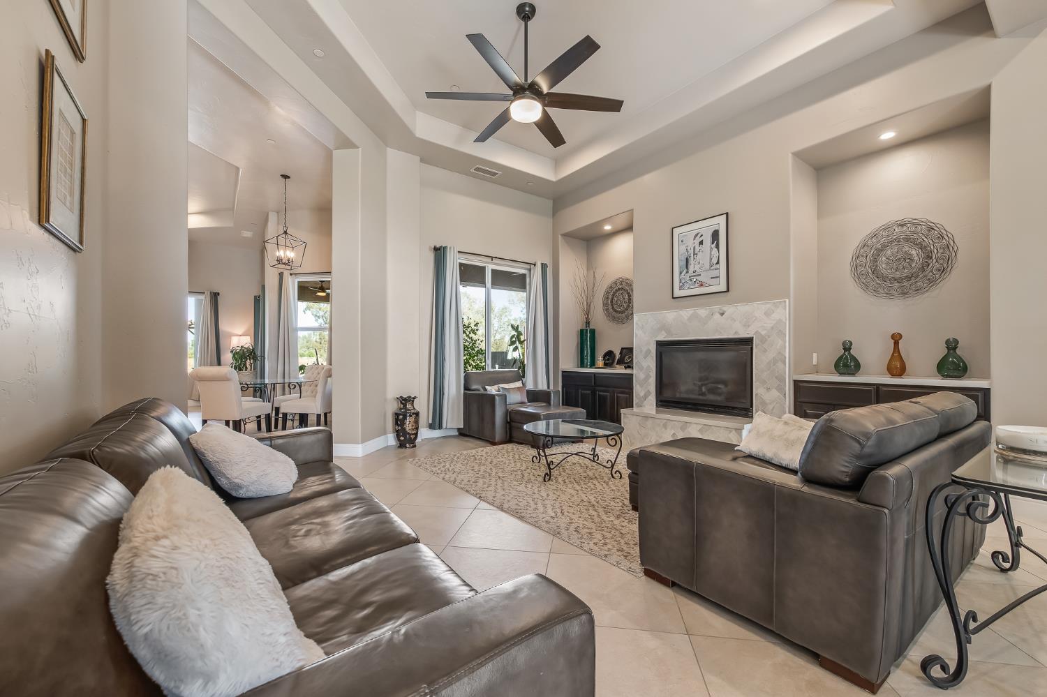 3775 N Indianola Ave, Sanger, CA 93657
