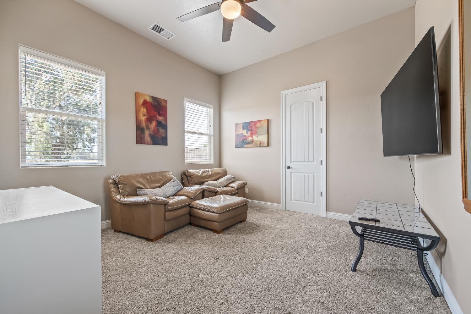 3775 N Indianola Ave, Sanger, CA 93657
