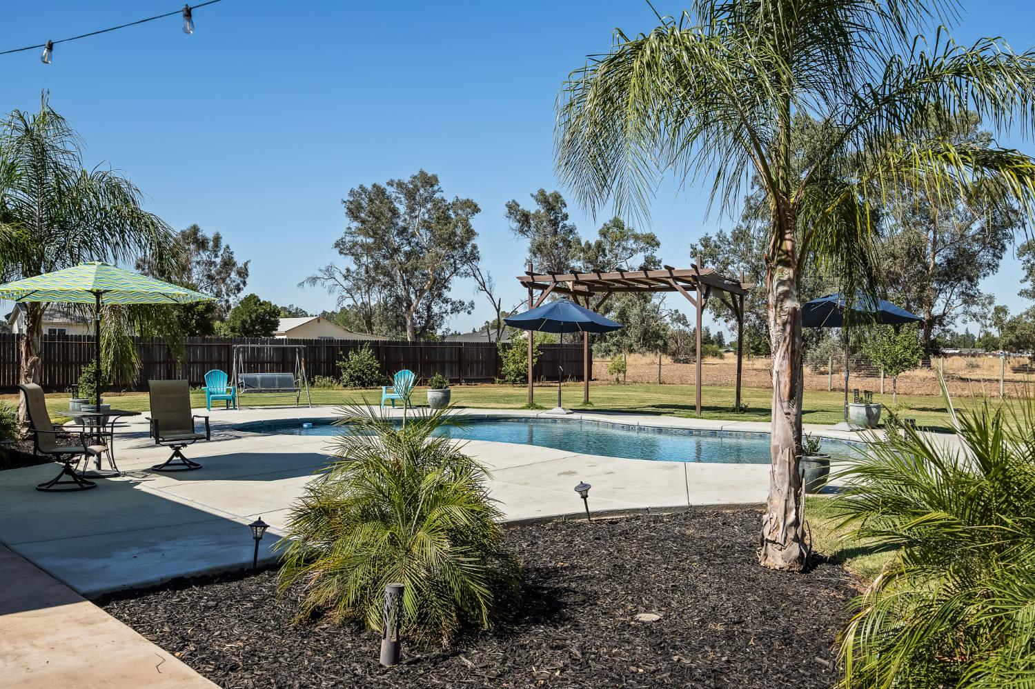 3775 N Indianola Ave, Sanger, CA 93657