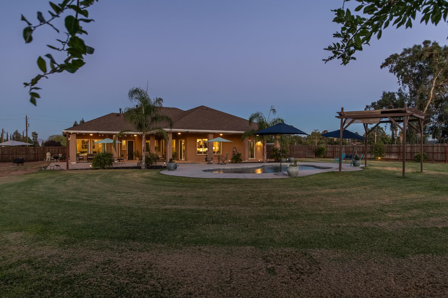 3775 N Indianola Ave, Sanger, CA 93657