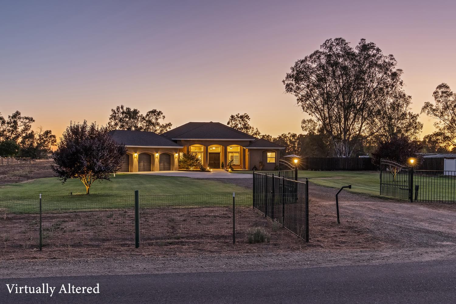 3775 N Indianola Ave, Sanger, CA 93657