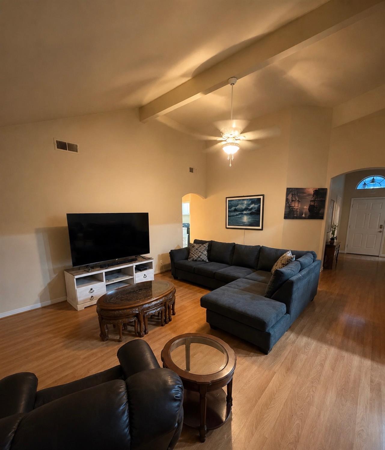 6313 N Gentry Ave, Fresno, CA 93711