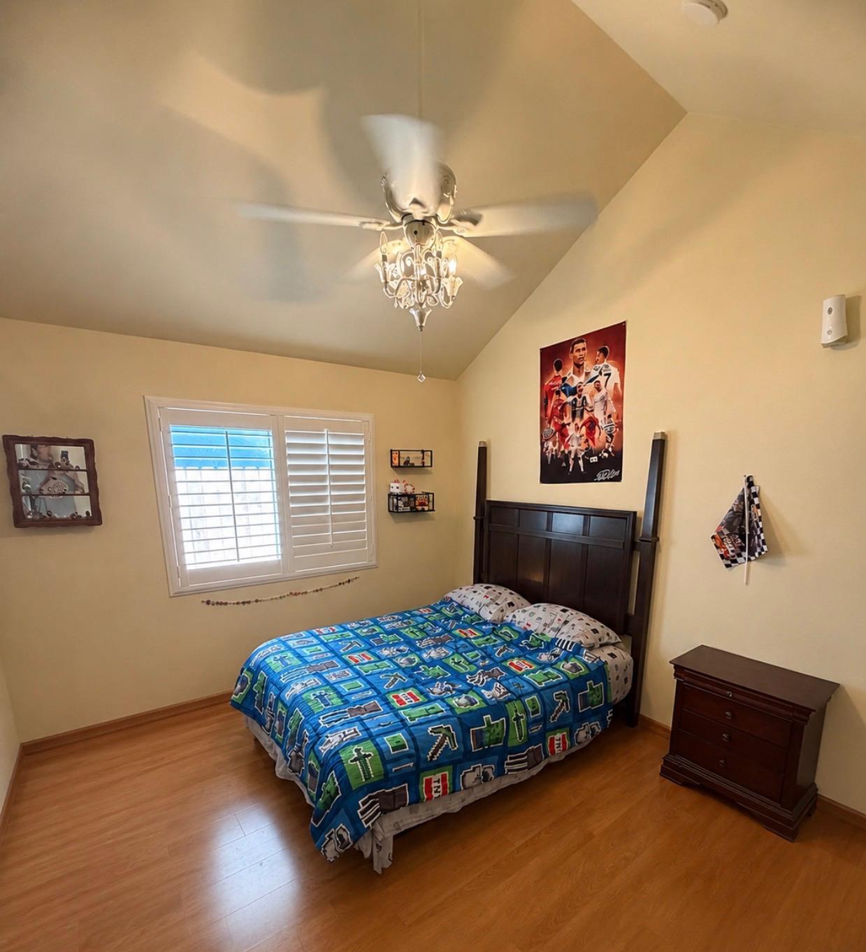 6313 N Gentry Ave, Fresno, CA 93711